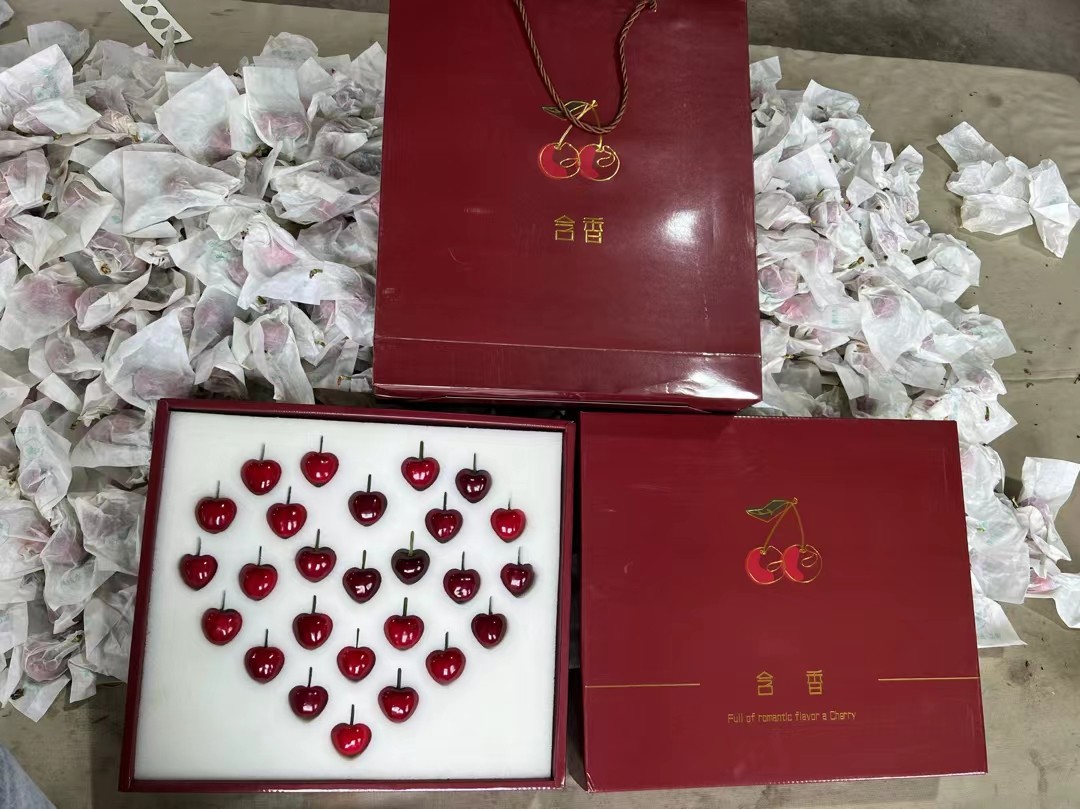 樱你心喜轻奢复古欧式卷草纹烫金典雅高端礼盒 - 尧晟包装樱桃系列产品